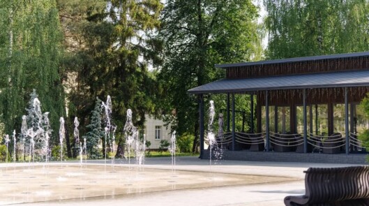 Кафе у фонтана